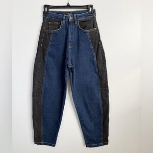 Ruti Size 0 • Classic Barrel Jeans Dark Denim Curved Classic Minimalist.